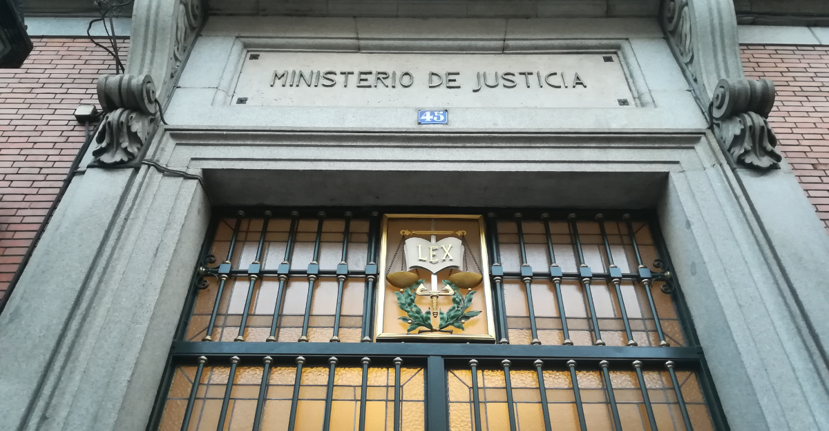 Justicia impulsa la oferta de 300 plazas de empleo público de juez y fiscal 