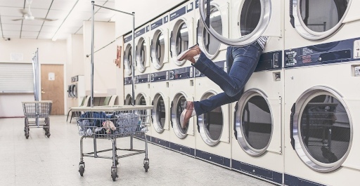 Un fabricante de lavadoras pagará por una clienta que perdió el brazo