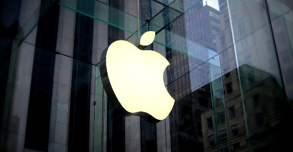 Bruselas oficializa su acusación contra Apple por abuso de dominio e irregularidades con su tienda de aplicaciones