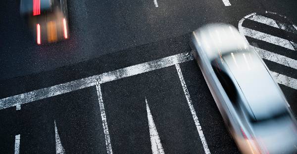 La justicia condena por varios delitos a dos conductores que se picaron y mataron a un motorista